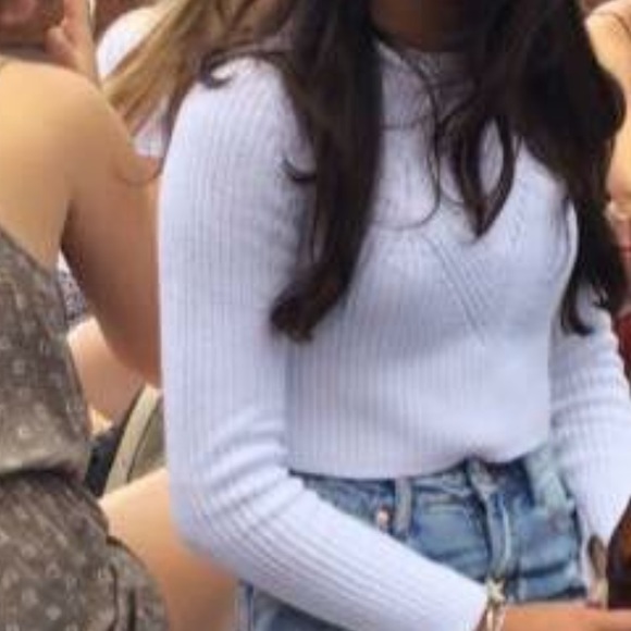 Zara Sweaters - Zara cropped white sweater